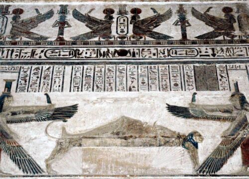 Die ägyptische Göttin Nephthys die schwester der isis