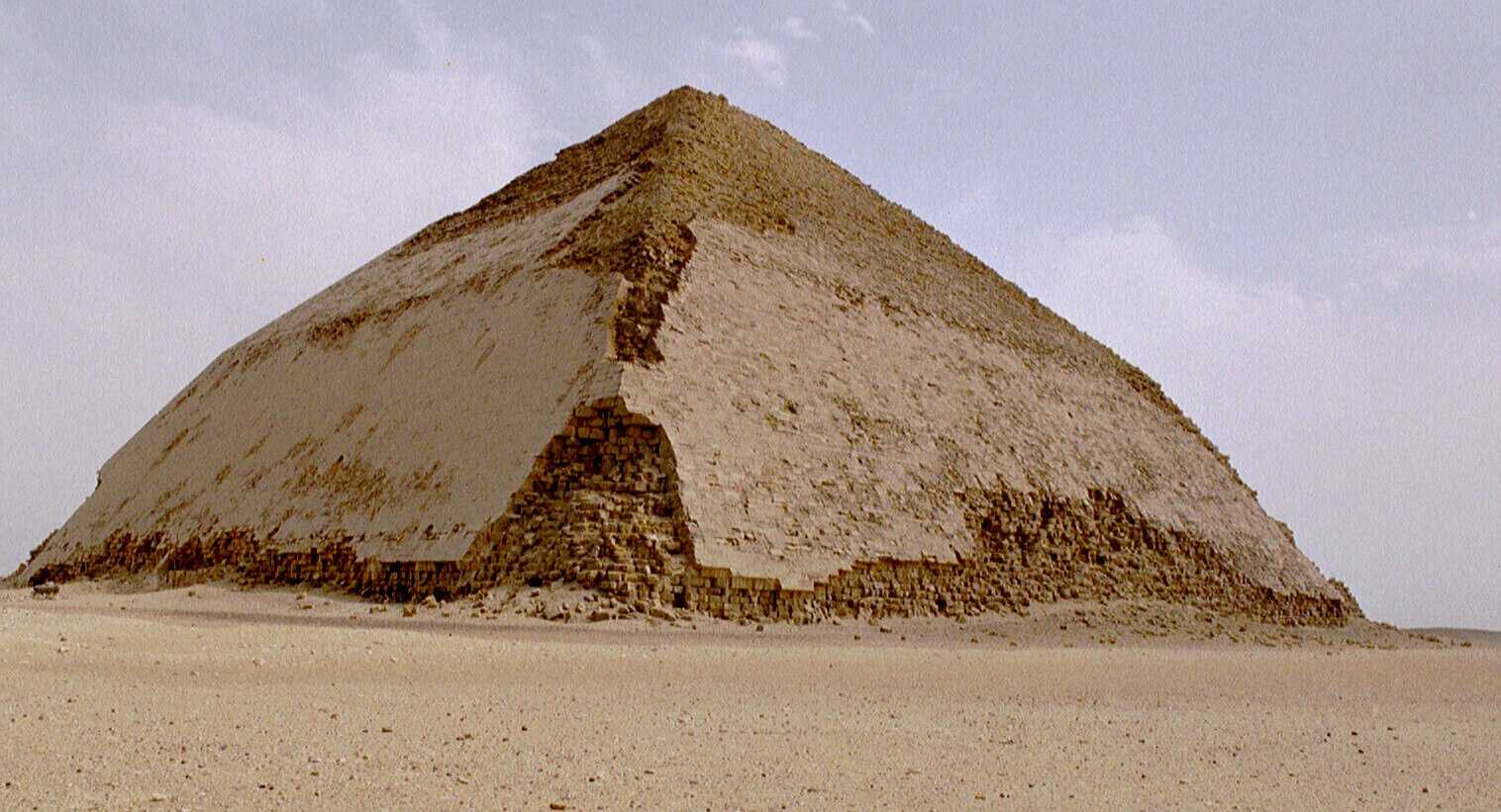Die Knickpyramide von Dahschur Kairo verborgene Schatz