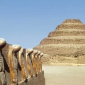 Die Stufenpyramide von Sakkara Kairo historische Perle