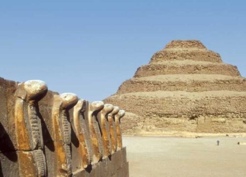 Die Stufenpyramide von Sakkara Kairo historische Perle