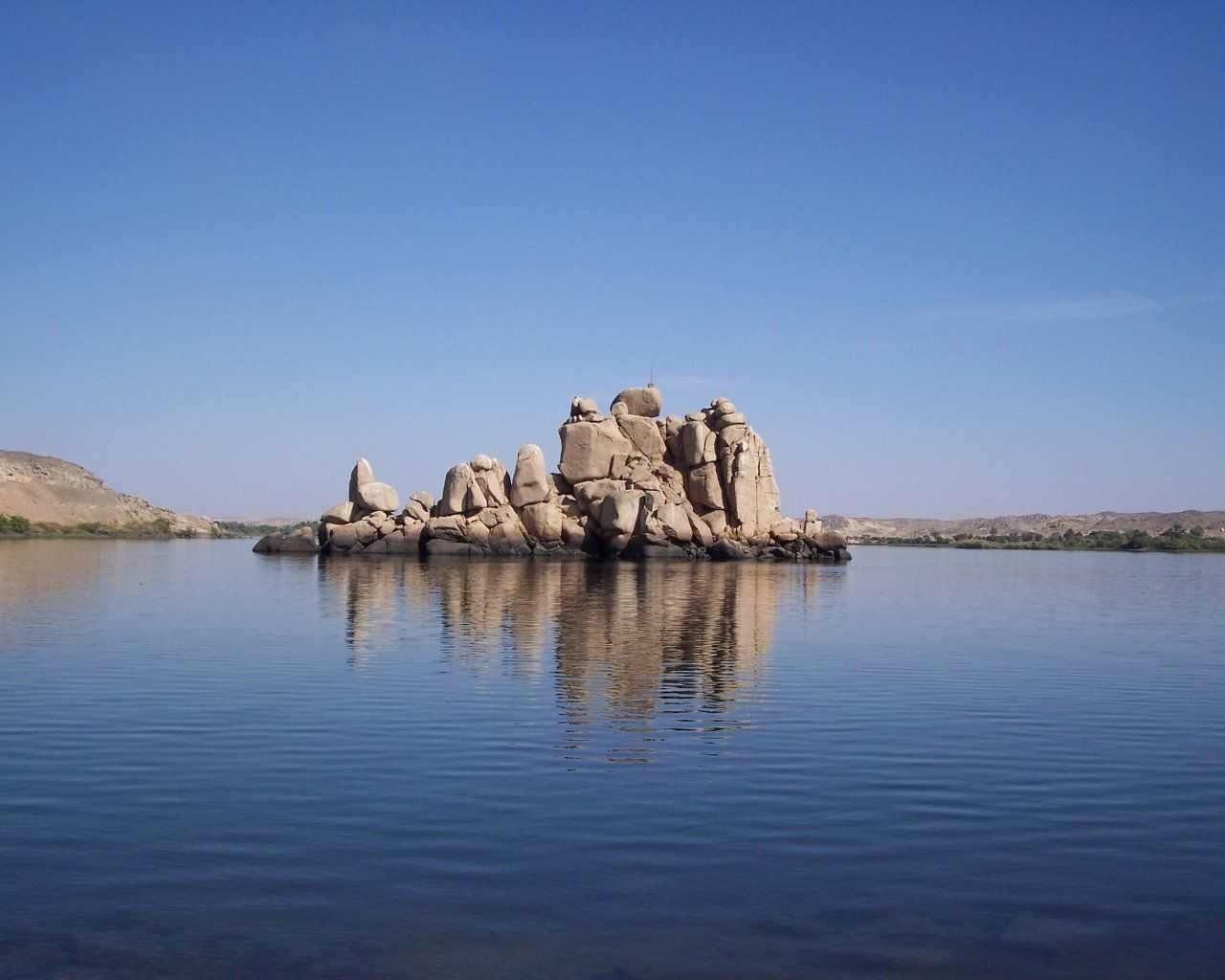 Entdecke den Nassersee in Aswan ein faszinierendes Abenteuer